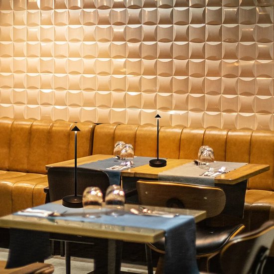 RECHARGEABLE TABLE LAMP | Stylish dining and atmospheric lighting