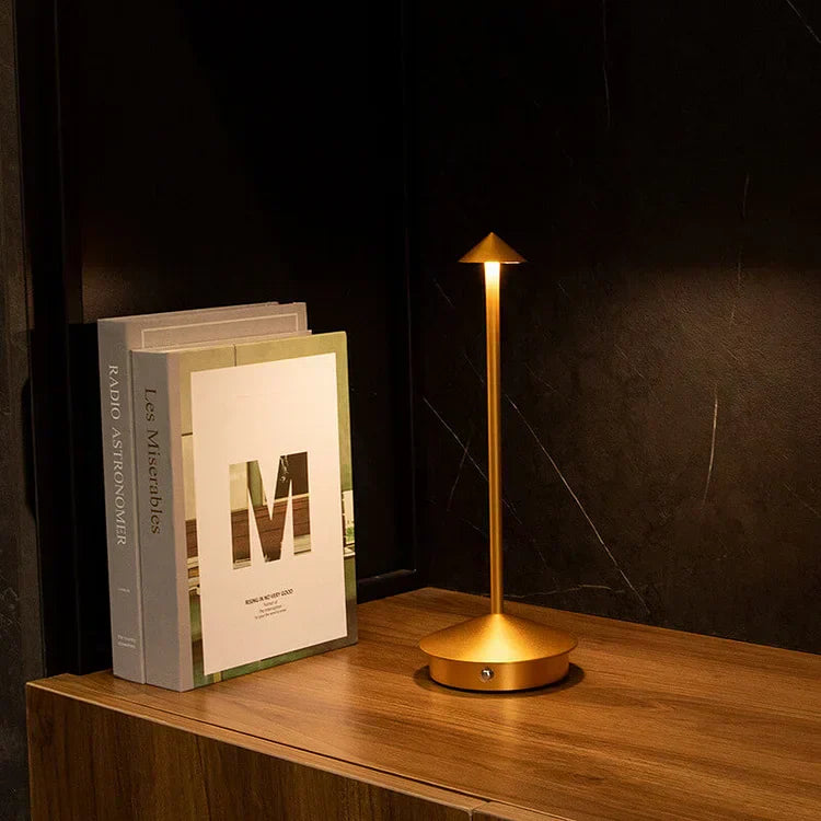 RECHARGEABLE TABLE LAMP | Stylish dining and atmospheric lighting